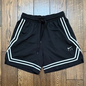 Nike Crossover Basketball Shorts Women’s Small Black